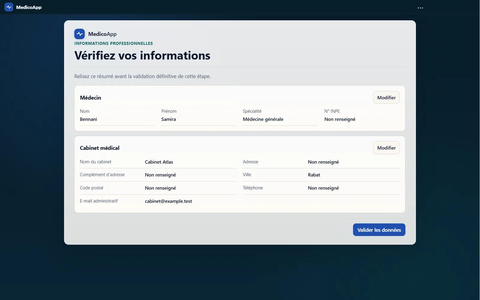 Vérification des informations professionnelles dans MedicoApp